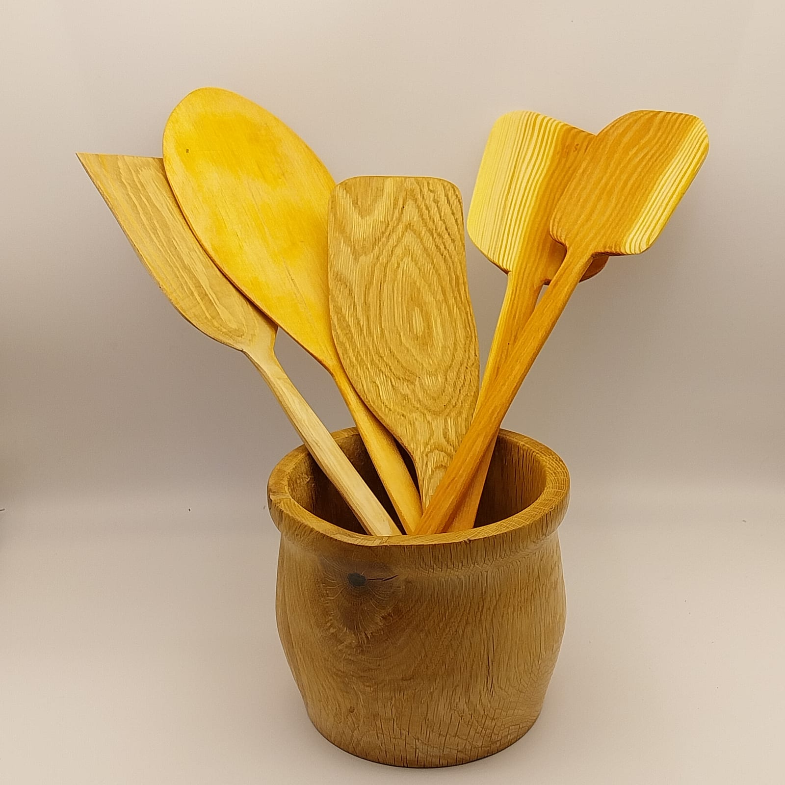 Palette — cucchiai in legno tornito a mano, legni vari
